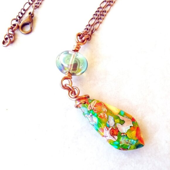 Vibrant Autumnn Colors! Green Sea Sediment Jasper Teardrop Copper Necklace - Picture 6 of 11